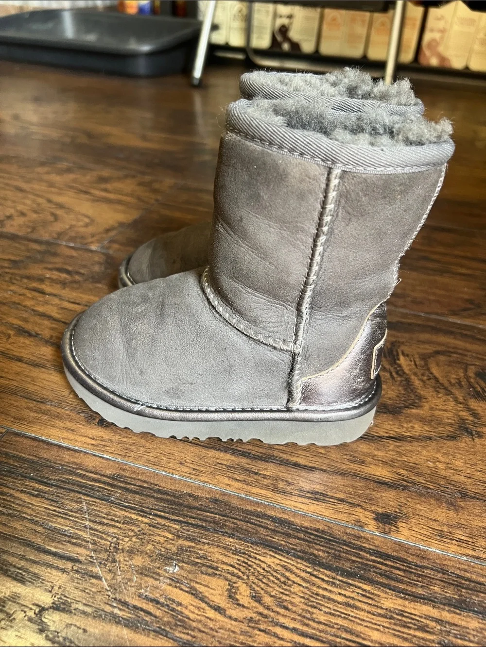 UGG Classic Toddler girls boot size 7